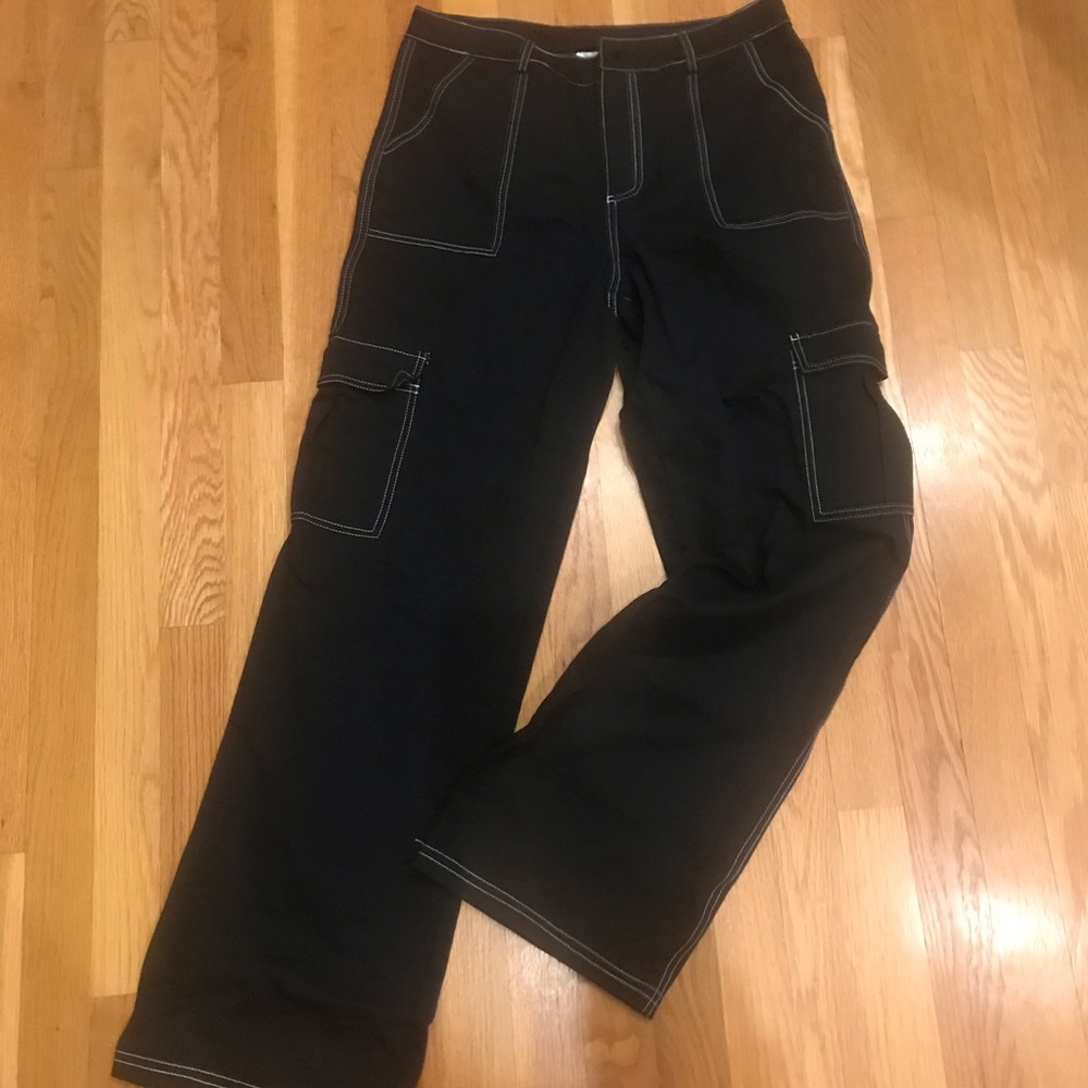 Wide leg pants that is the Full Tilt brand